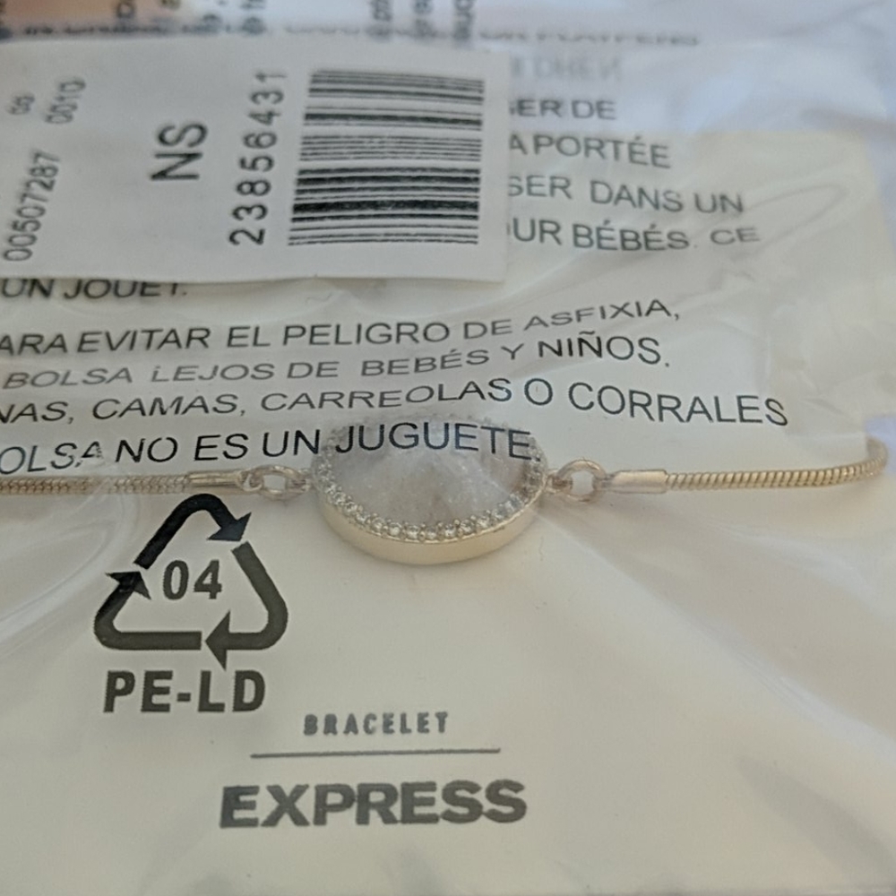 Express Bracelet - Picture 3 of 6